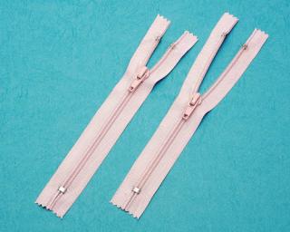 #8 RT-15 (7.1mm) Polyester close-end Zips TSF-0011